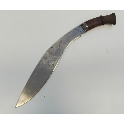 104 - Circa 1840's Munity Kukri Knife with eyelash markings
[40cm]