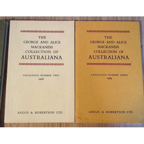 376 - Books and Paperbacks On Australia to Include Bibliography, Clyde Company Papers Prologue 1821 - 35, ... 