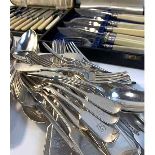 127 - Large collection of silver plated flat wares to include boxed bone handled knife and fork sets