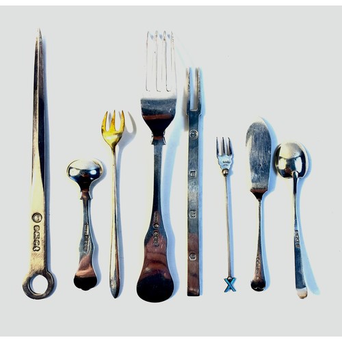 60 - Mixed lot of silver cutlery to include 19th century fork David Crichton Rait, Glasgow 1840, Mustard ... 