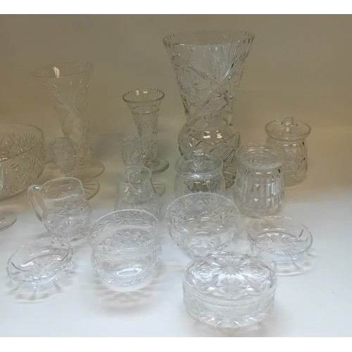 410 - Large collection of crystal to include wine glasses, sherry glasses,  bowl, Caithness, Vases etc