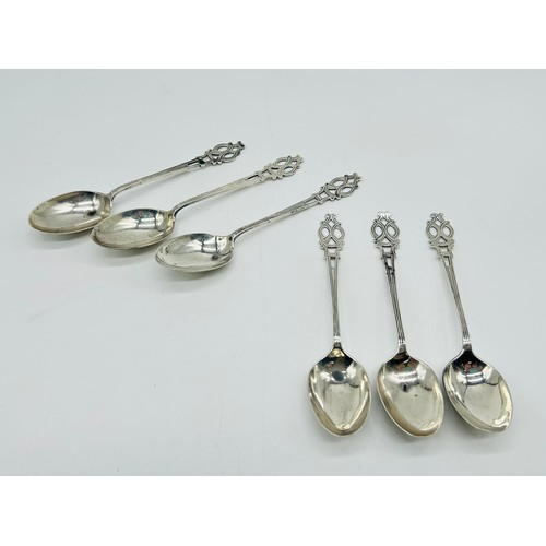 34 - Set of six silver arts & crafts teaspoons, Hilliard & Thomason, Birmingham 1893

Weight - 74g