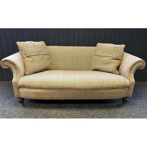 205 - Hand Woven Harris Tweed Settee raised on turned legs
[76cm]