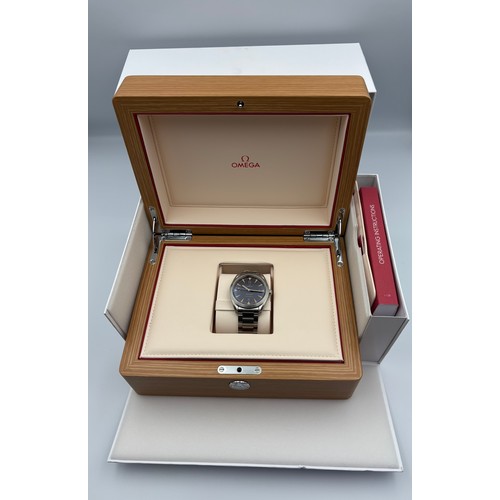 2 - Gent’s Omega Seamaster Railmaster Watch
Brand New with box and papers
Reference. 22010402001001
Watc... 