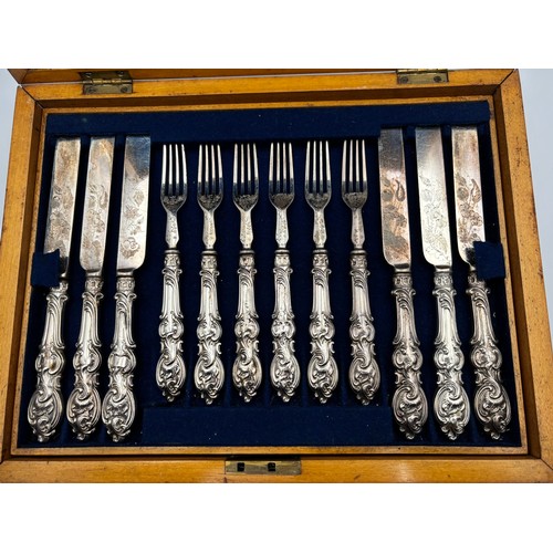 45A - Silver handled canteen of fruit forks and knives, Sheffield, early 20th century