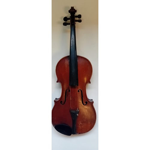 130 - John S. Hardie Violin labelled 19 Montgomery Street, Edinburgh. Dated 29th September 1900.
Comes wit... 