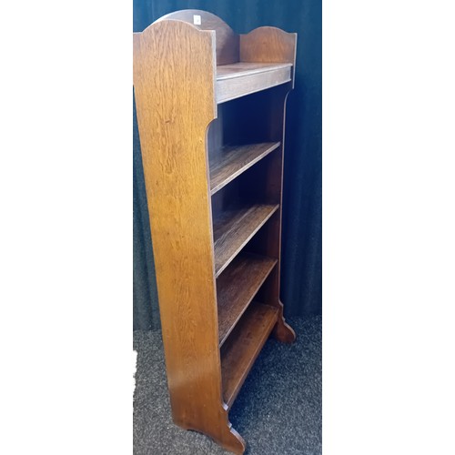 301 - 1930's Heals Oak Open Bookcase
[121x6 1x20cm]