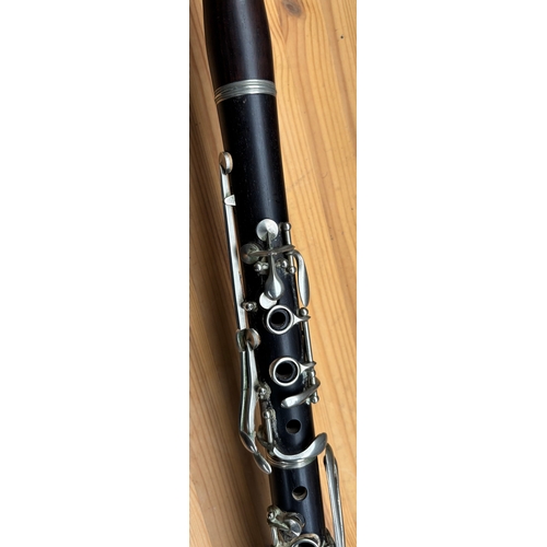 443 - French Clarinet, DuPont Paris