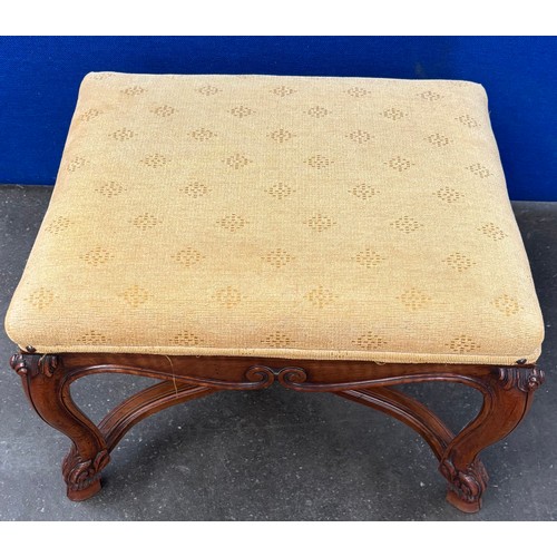 458 - 1900s walnut stool with cross stretcher and hoof feet