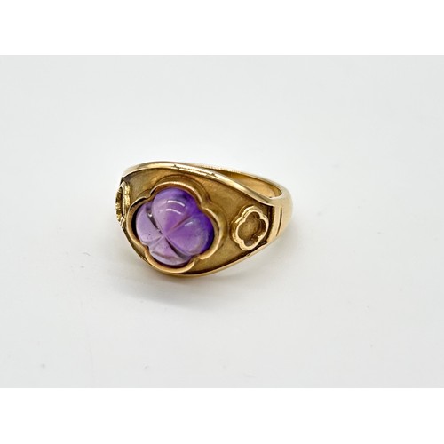 17 - 18ct vintage amethyst ring, size N, [7.35g]