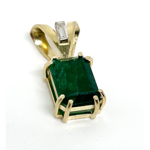 15 - 1.3 carat natural Columbian Emerald pendant in 18ct gold