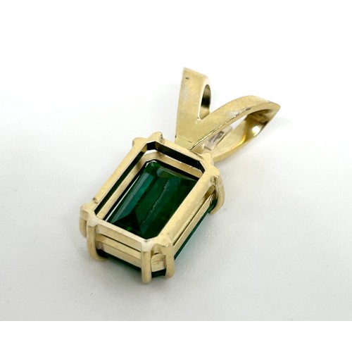 15 - 1.3 carat natural Columbian Emerald pendant in 18ct gold