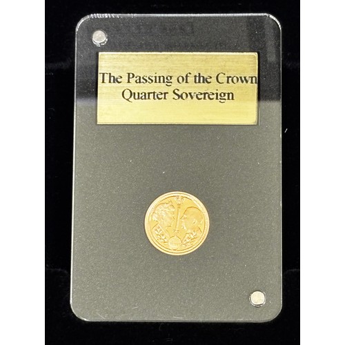 58 - The Passing of the Crown Quarter Sovereign Gold Coin 

0.916 AU Gold Quarter Sovereign (1.99g)

With... 