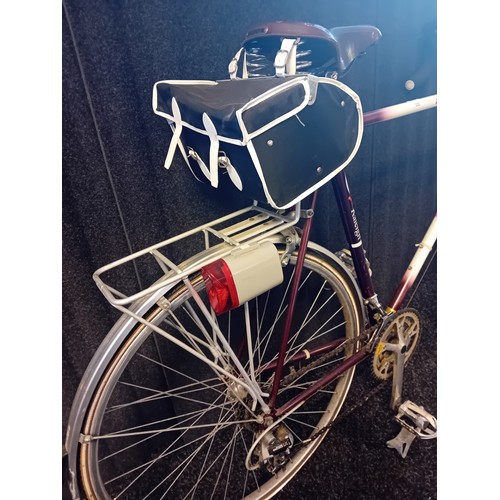 333 - Vintage Rayleigh Dyna-Tech Tour Lite racing bicycle with a Brooks leather saddle
