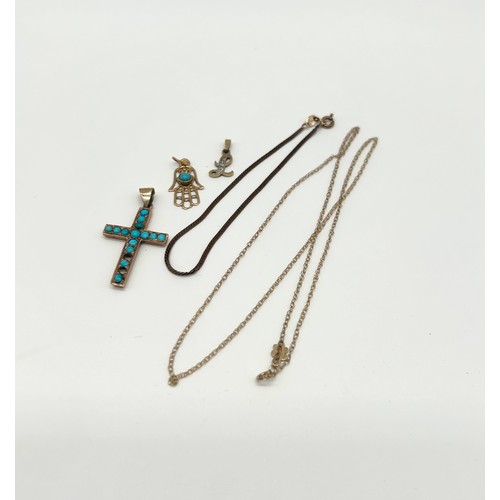 33 - 9ct Gold bracelet and necklace, 9ct Cross Pendant and 14ct Hamsa Pendant with Turquoise stone 
Gross... 