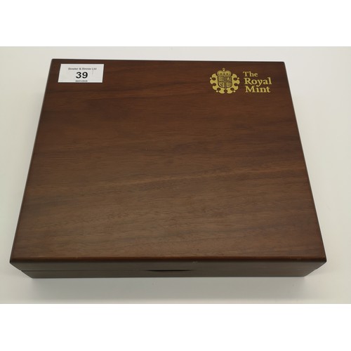39 - The 2009 UK Executive Proof Set from the Royal Mint, to include, Kew Gardens.