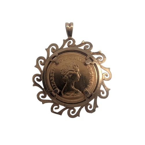 44 - 1980 Elizabeth Full Sovereign (7.98g) set within a 9ct yellow Gold decorative Mount pendent.
Total W... 