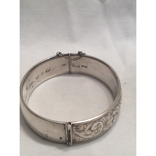 33 - Heavy Birmingham Silver hall marked Bangle.