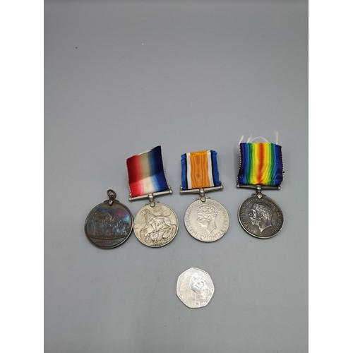 38 - Selection of 1st World War and second World War medals.