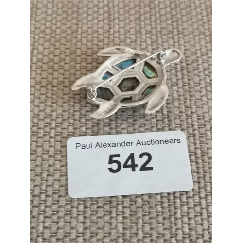 542 - Silver 925 turtle brooch.