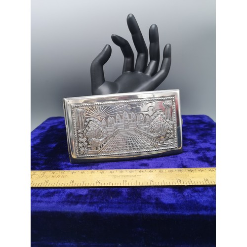 1a - Neollo heavy silver card case with Indian building scene. Weighs over 150 grams .