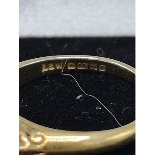 5a - 18ct gold  garnet ring stone missing . 3.85 grams.