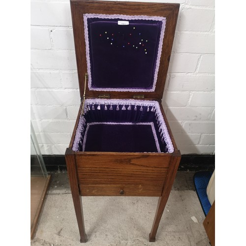 183 - 1900s sewing box with fitted purple interior.