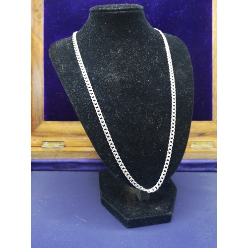 8a - Silver heavy curb chain 20 Inches.