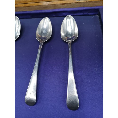 40 - 4 georgian silver spoon s to include 2 Edinburgh silver desert spoons makers LG.