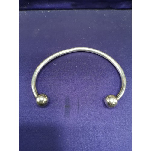 57a - Heavy silver 925 Bangle.