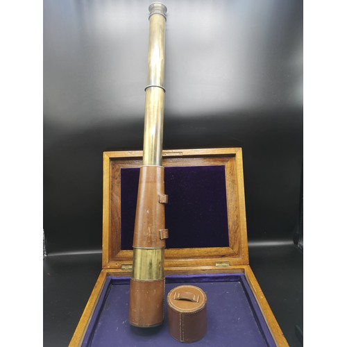 167a - Large brass antique 2 pull telescope with fitted leather.