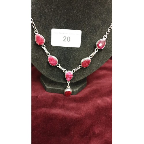 20 - Vintage Silver Necklace With 6 Rough Pear Shaped Ruby Coloured Stones 21 Inches 23g