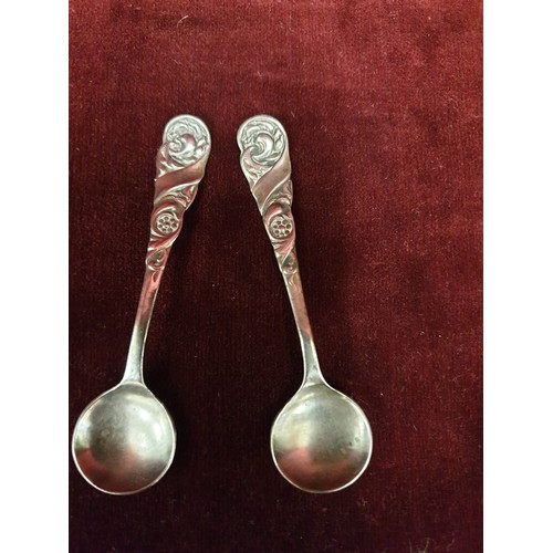 9a - Pair Silver Hallmarked Art Deco Salt Spoons Birmingham 1900 Maker JC. 6.5CM