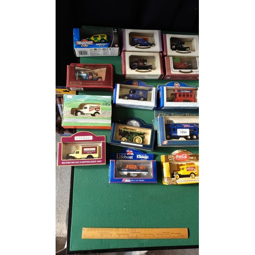 129d - 24 Assorted Models Mint And Boxed