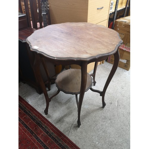 79 - 1900s 2 tier window table..