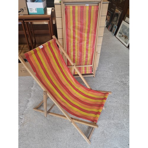 420 - 2 Retro sun loungers .