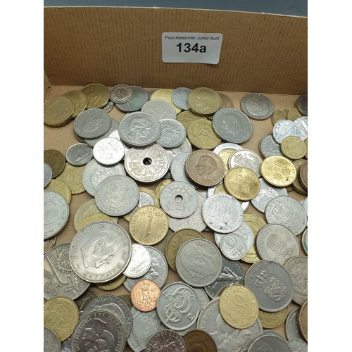 134 - Lot 134 large selection of British coins including silver shillings  sixpence ect.