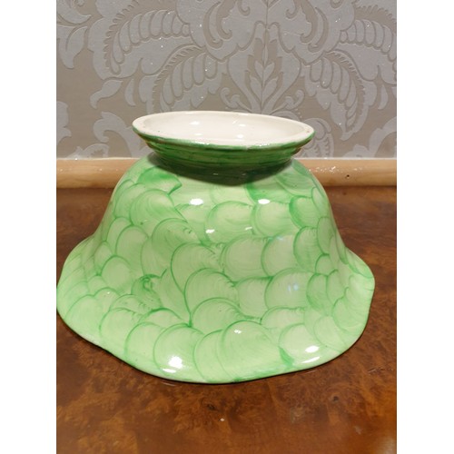 148 - Maling green thumb lustre print bowl.