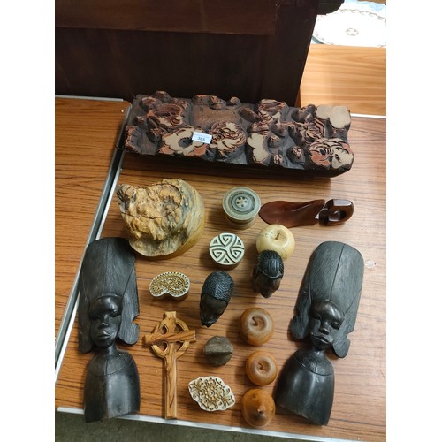 385 - Lot of collectable wooden items includes wooden sculpture and arts and crafts Scottish secret box et... 