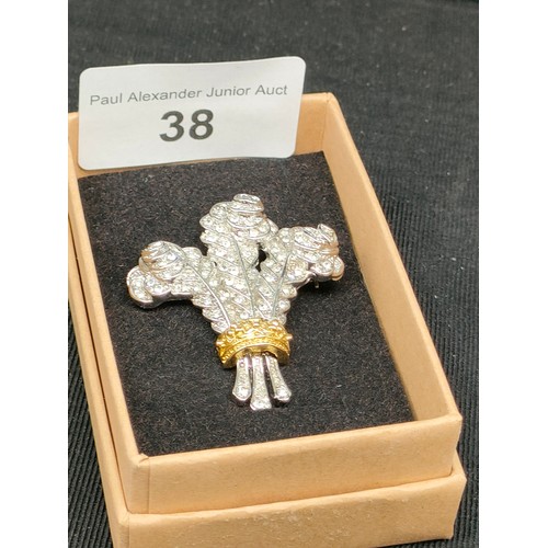 38 - Prince of Wales feather s Fleur-De-Lis brooch.