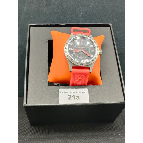 21a - Super dry quality watch .