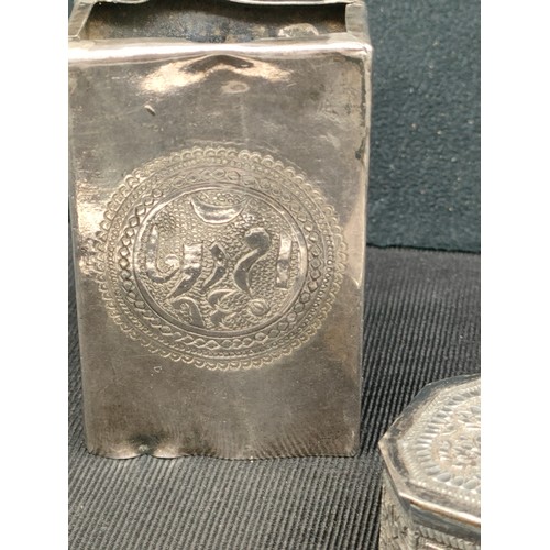 16 - Indian silver pill box together with indian silver match holder . 49 grams .