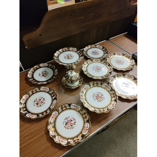 55 - Large victorian wedgewood tazza set with matching plates etc .