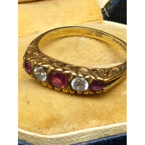 2a - 9ct gold clear and pink stone 1900s ring .