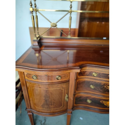 224a - Large Impressive Georgian large buffet cabinet with brass fixing to back fitted with a cooler compar... 