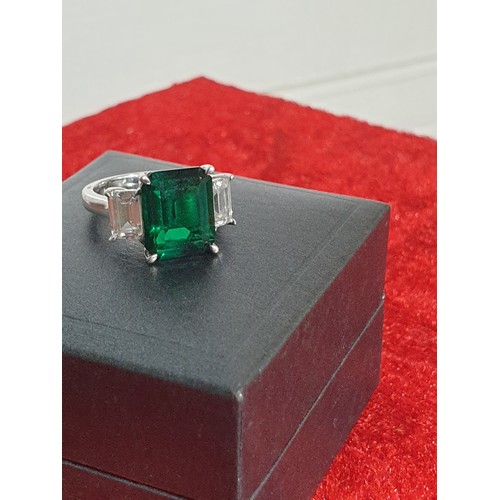 24 - Lovely Silver And Green Stone Deco Style Ring