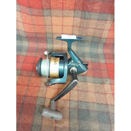 360 - Large Shakespear Invicta Long Range Spinning Reel Full Of Line Ideal For Loch Or Sea Fishing