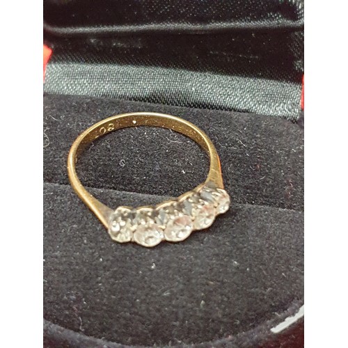 42 - 18ct Gold 5 Stone Ring 4 Testing As Diamonds 5th Possibly White Sapphire