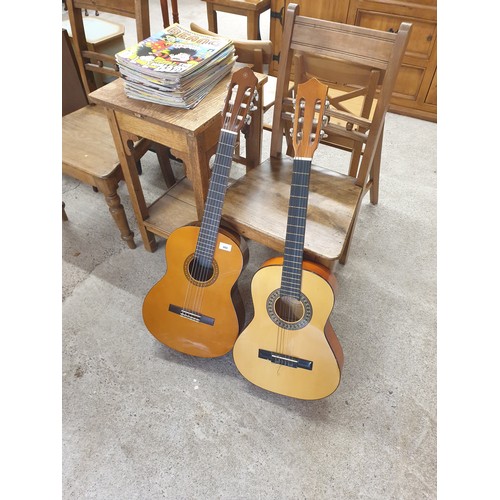 460 - 2 Accustic Guitars