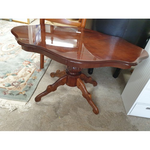 357 - Italian Inlaid Table With 4 Carved Leg Base